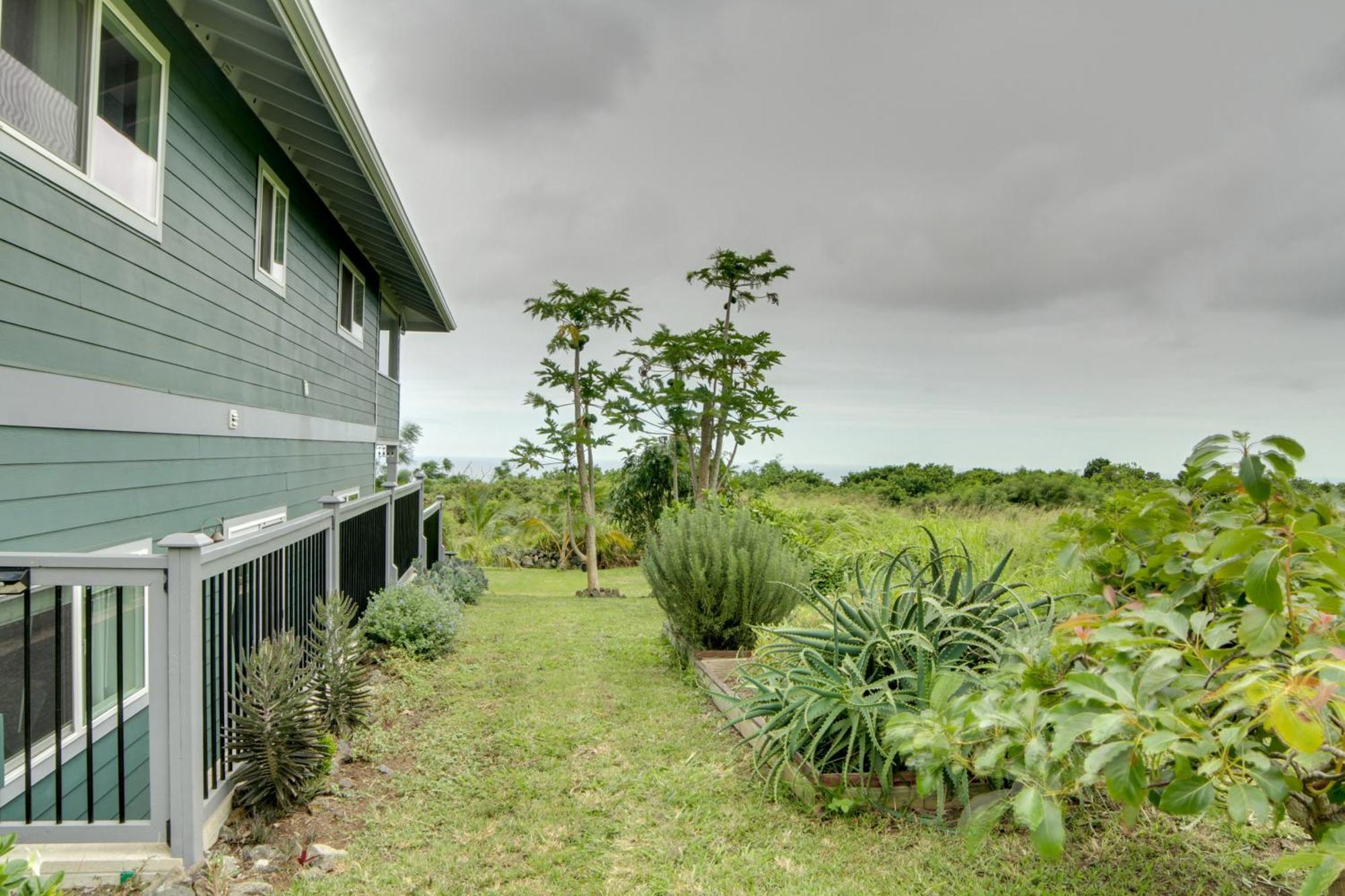 The Aloha Green House Retreat With Ocean Views! Naalehu Exterior foto